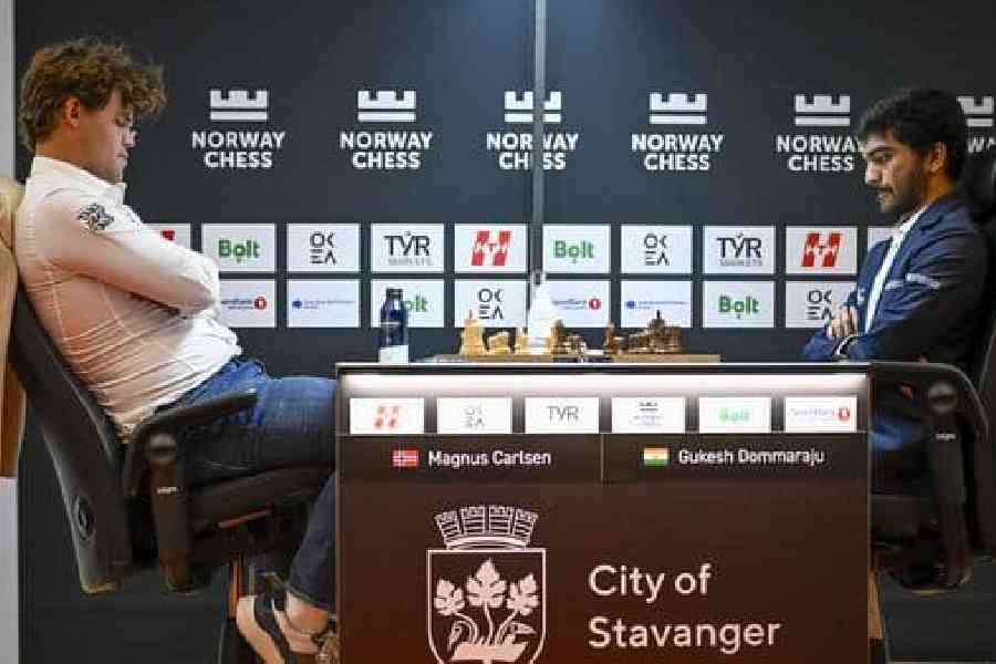 Gukesh face off with Carlsen at the Norway Chess 2025