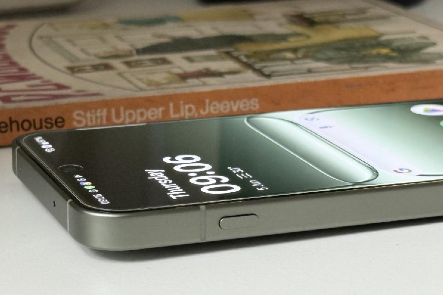Plus Key on OnePlus 13s.