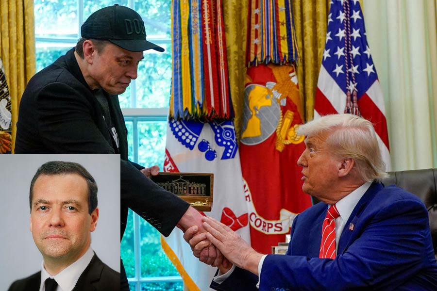 Elon Musk receives a golden key from U.S. President Donald Trump in the Oval Office at the White House in Washington, D.C., U.S., May 30, 2025.