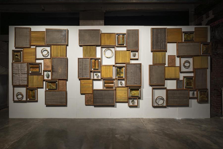 Celebrazione series, a mix of aluminium, brass, copper, iron and paper