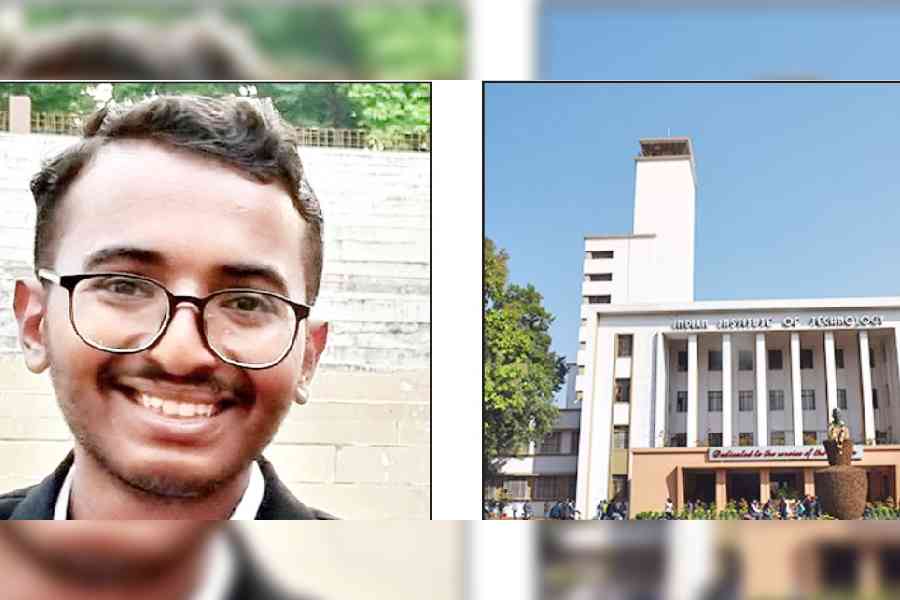Aniket Walkar, IIT Kharagpur