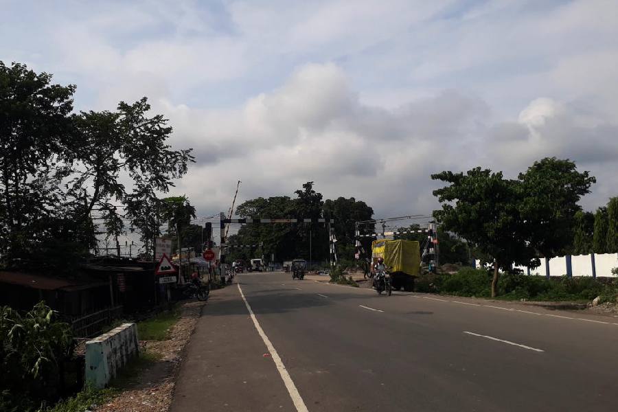 A deserted road because of the scorching heat at Rangapani near Siliguri on Friday.