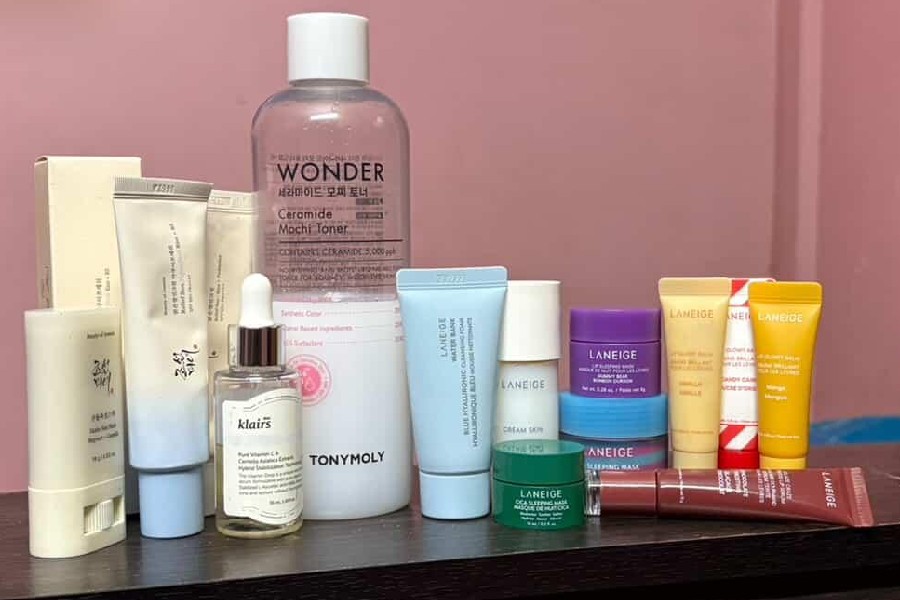 Some of the Korean skincare products used by Bandhuli 