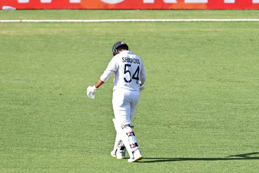 Shardul faces criticism, selection questioned as Gill prefers pace battery
