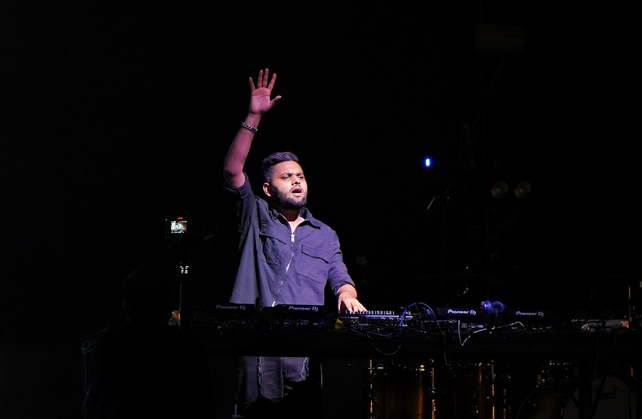 It was time for some more dance and music at Zomaland as Ravator took over the stage to play everything from Bollywood music and Coldplay to Kendrick Lamar and Taylor Swift