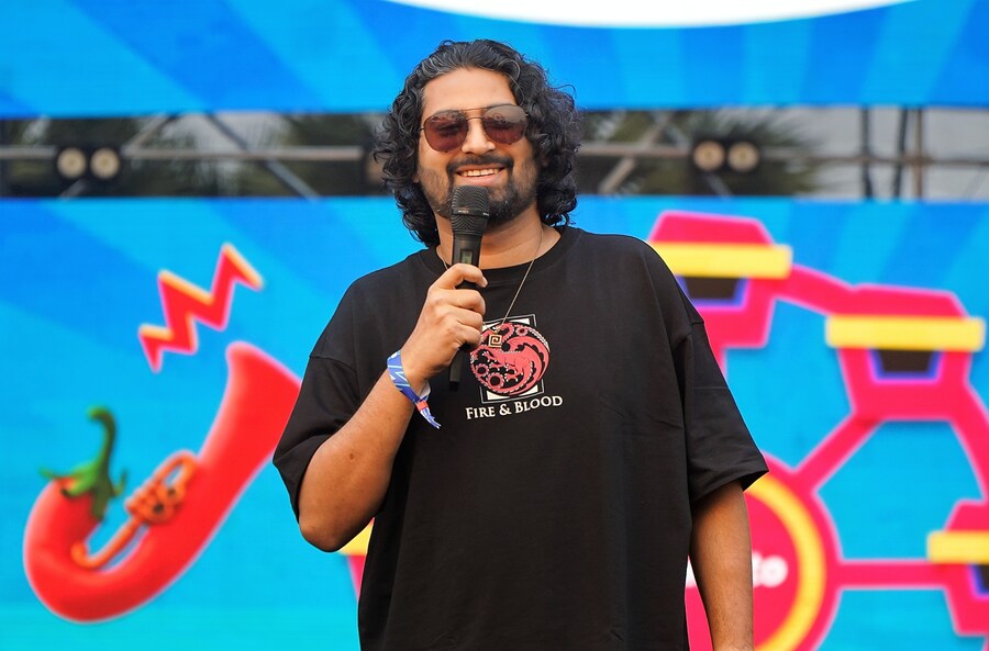 Comedian Ravi Gupta took the stage and left the audience laughing and upbeat with his comic set