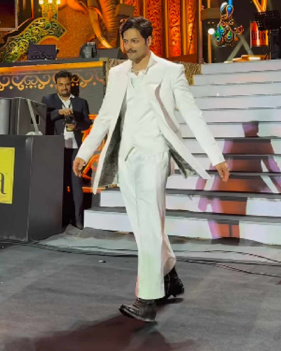 Mirzapur star Ali Fazal grabbed eyeballs with his all-white ensemble and black moccasins, while his iconic walk added to his charm.  