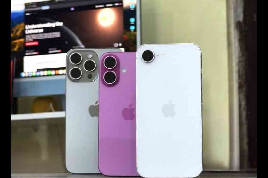 (Left to right) iPhone 16 Pro Max, iPhone 16 and iPhone 16e: Buy an iPhone depending on your demands from the camera