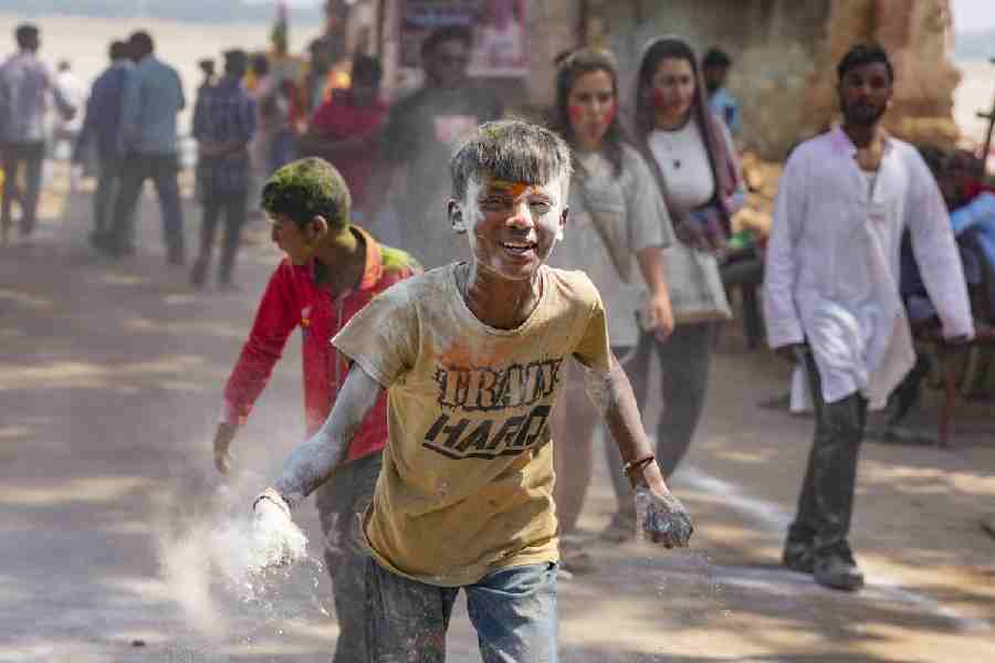 color festival holi india