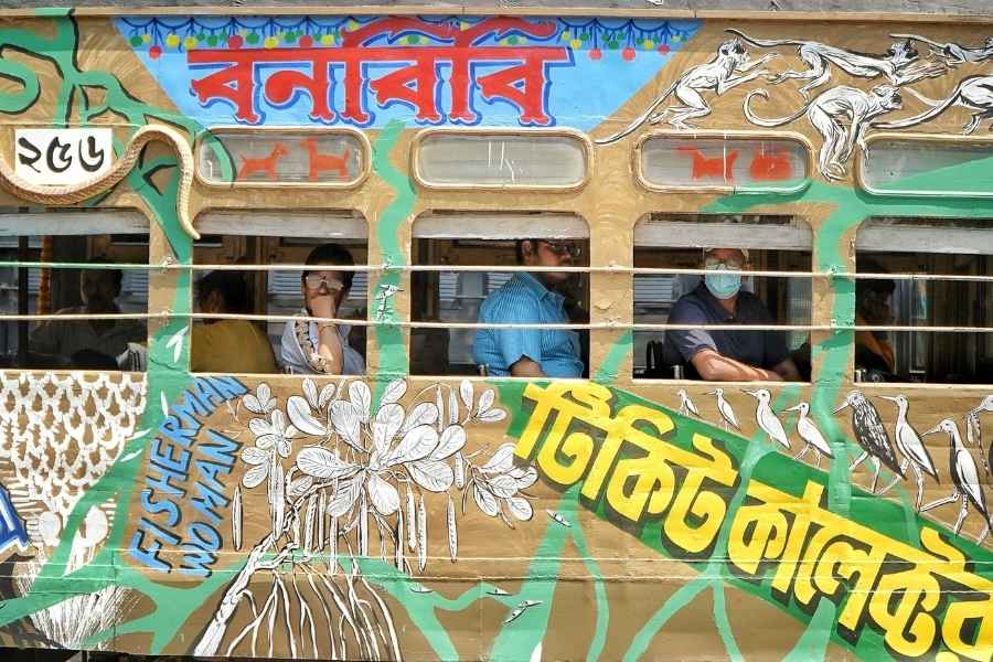 CTUA member Aditya Banerjee explained the purpose behind the initiative: “The journey has been initiated for two reasons — to revive tram routes, most of which have become defunct, and to raise awareness about protecting the rich biodiversity of the Sunderbans. In an era of global warming and carbon emissions, when the government itself is promoting green energy-driven transport such as electric buses, trams remain an environment-friendly alternative.”