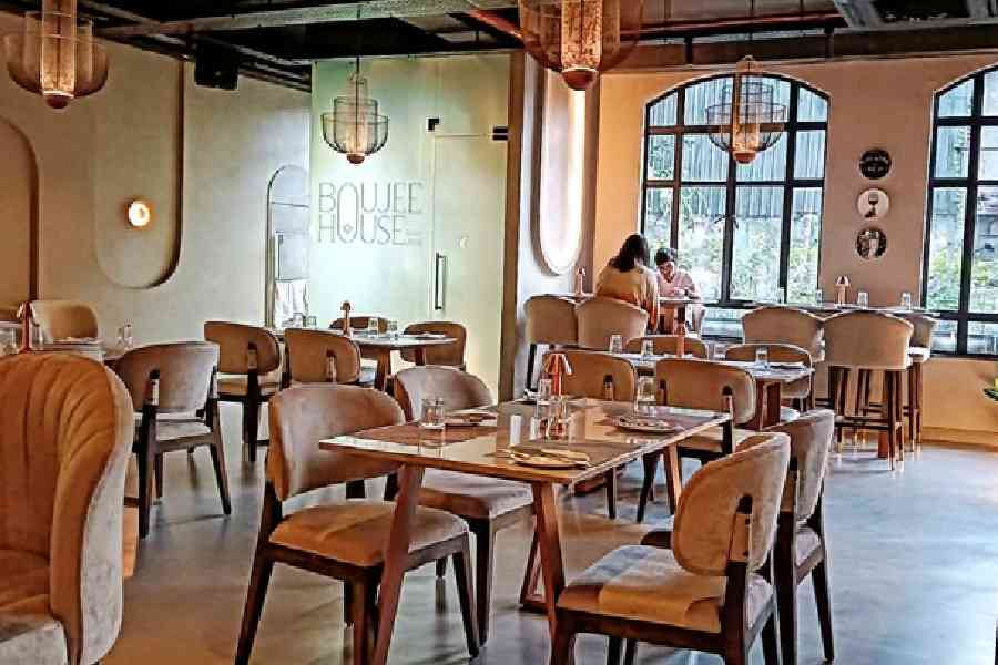 A near-empty restaurant at Celica Park on Saturday