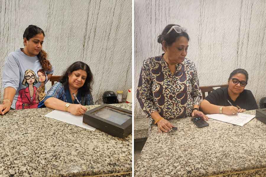 Residents marking entry of visitors at Diamond City South