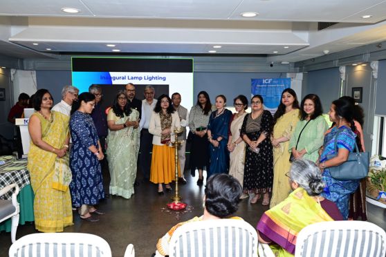 Presence of eminent dignitaries at the inaugural lighting of the lamp ceremony.