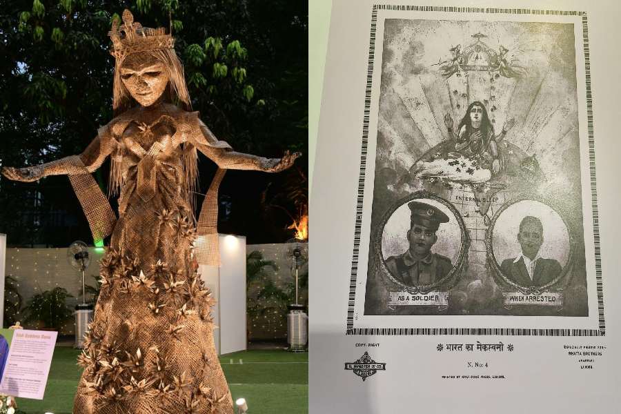 Goddess Danu installed on the club lawn (left); A poster saluting Jatindranath Das, calling him Bharat ka MacSwiney