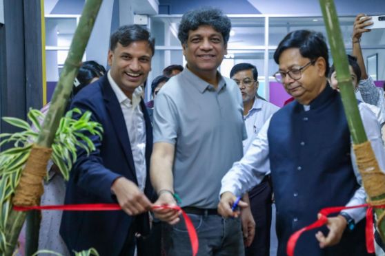 The festival was inaugurated by Chief Guest Debashish Sen, Senior IAS Officer and Urban Development Expert.