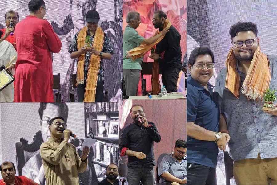 (Clockwise from left) Aspexs honorary secretary Meghnath Roy Chowdhury greets Arghyakamal Mitra, Sandip Roy Choudhury, treasurer of Aspexs, welcomes Anindya Chatterjee, Ex-Pointer Pratim D. Gupta being greeted by Aspexs committee member Avijit Mitra, Anindya Chattopadhyay on song and Sibashish Dutta, of the Class of Madhyamik 1981, sings Megh peoner bag-er bhetor