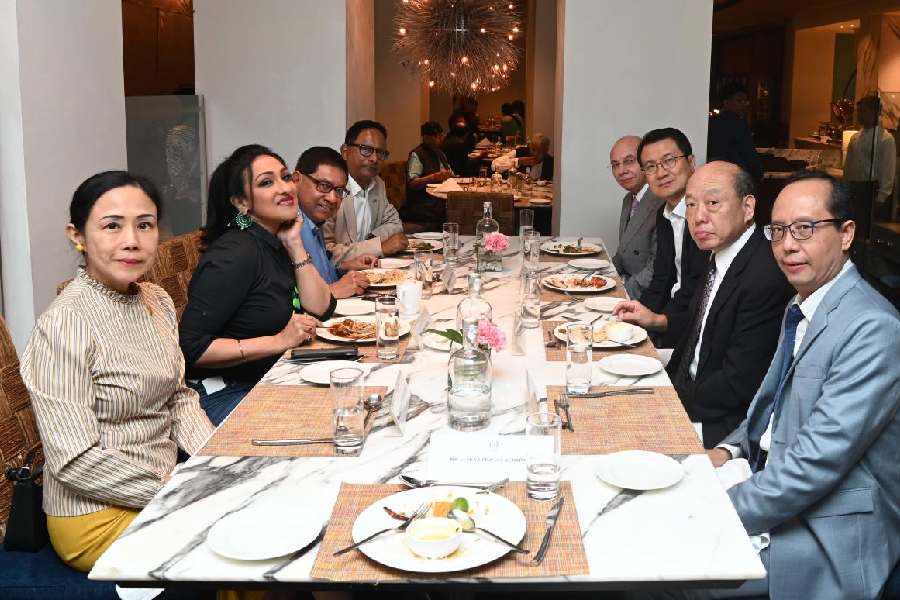 Lunchtime for diplomats with Rituparna Sengupta at the CCK meet