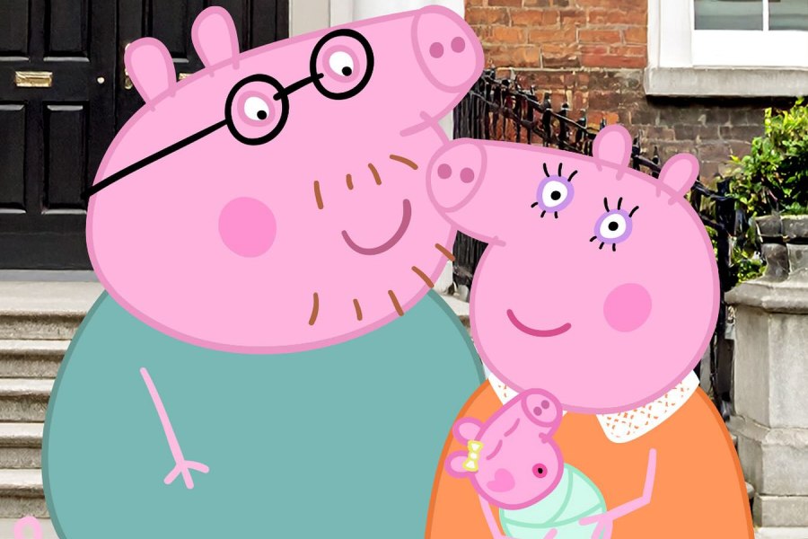 Mummy Pig and Daddy Pig with little Evie