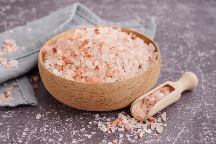 Minerals in Himalayan salt five it its signature pink hue, but they exist in extremely small amounts