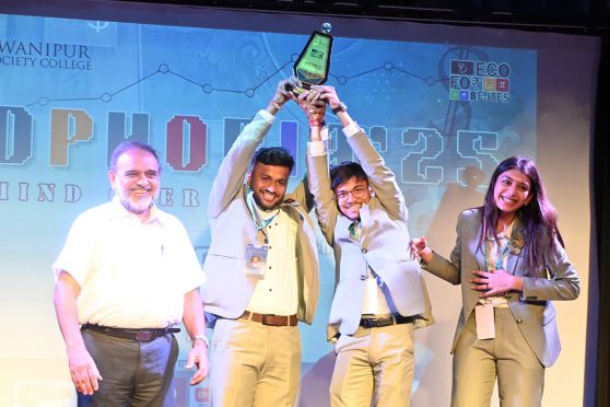 Team The Bhawanipur Education Society College emerged as the overall winners. 