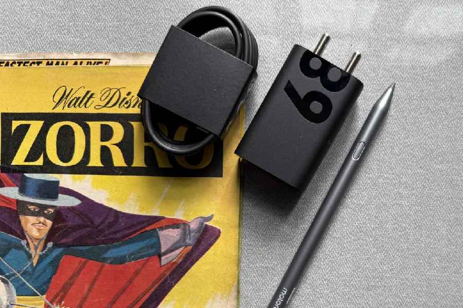 Included in the box is a charging brick and Moto Pen Pro stylus