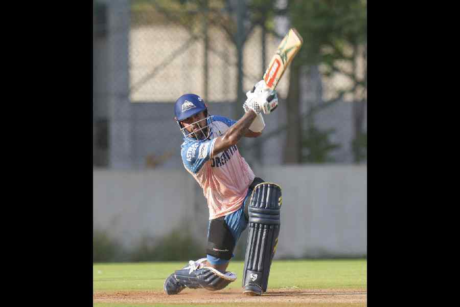 Gujarat Titans' Kusal Mendis during a practice session