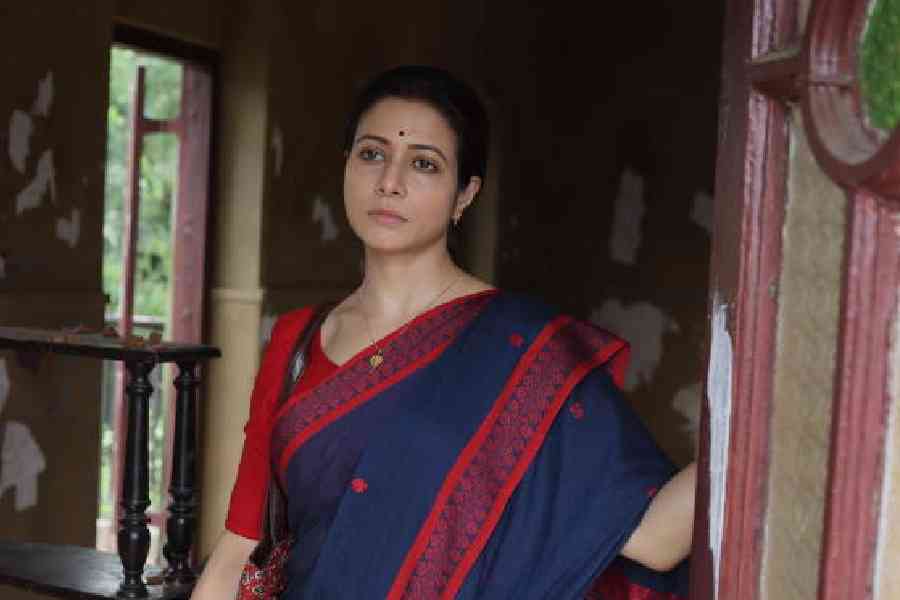 Koel Mallick in Sharthopor