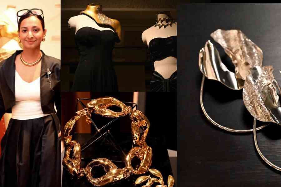 Suhani Parekh was dressed, head to toe, in Misho. We loved the versatile monochromes that could take you from day to night. She paired it with a beautiful brooch from her fine jewellery collection, her "must" cuff, and one of her favourite necklaces. And her jewellery collections