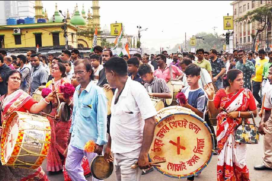 Participants in the rally on Central Avenue on Tuesday afternoon. Picture by Bishwarup Dutta