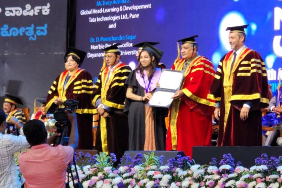 Glimpses from the ceremony.