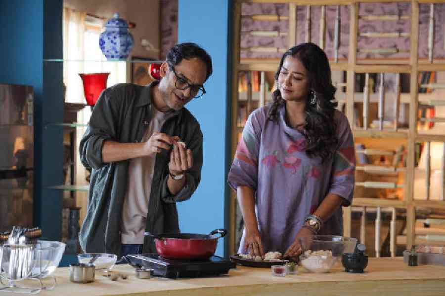 Ritwick Chakraborty and Sohini Sarkar in Ranna Baati
