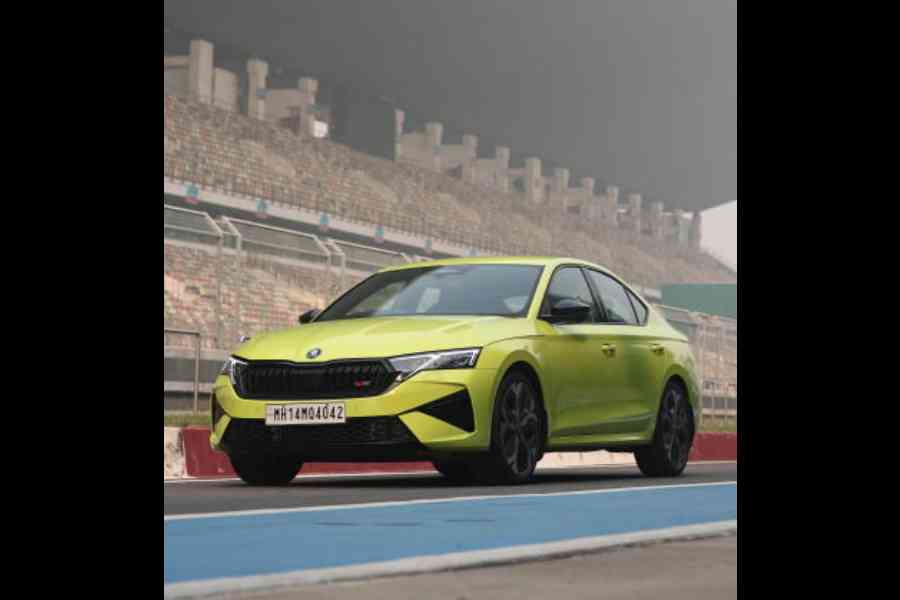 The fourth-generation Skoda Octavia RS does look the part of a sporty sedan