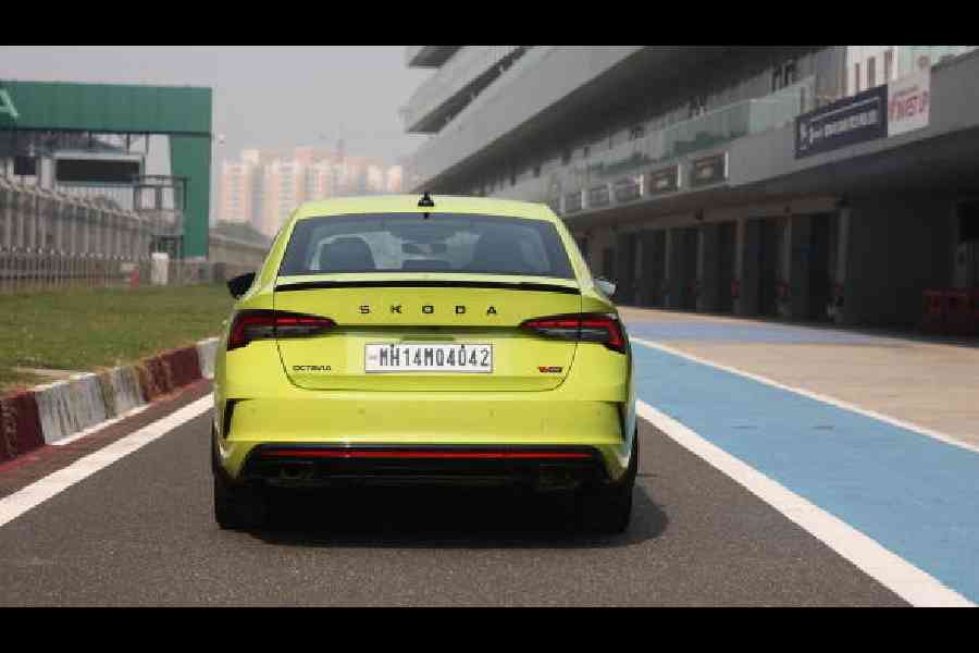 Twin exhausts, a black lip spoiler and the RS badging give away the fact that this might be a little perkier than other Skoda Octavias