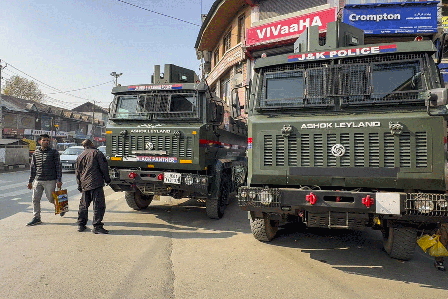 Police vehicles following the arrest of Dr. Adeel (a resident of Wanpora, Kulgam), accused in an interstate and transnational terror module, in Anantnag, Monday, Nov. 10, 2025.