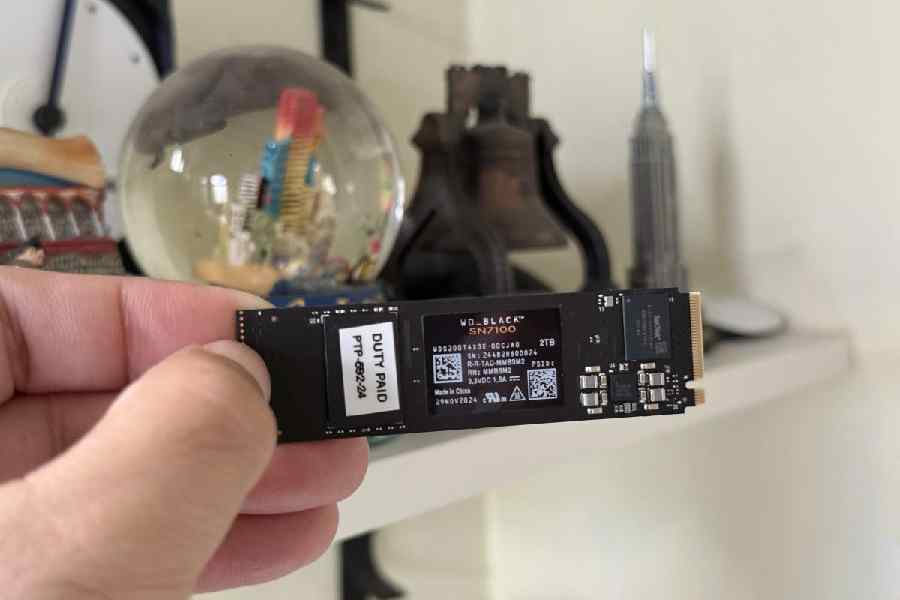 WD_BLACK SN7100 NVMe SSD is geared for desktop PCs, laptops, and gaming handhelds due to its power efficiency and slim design.