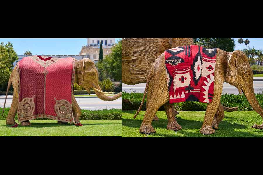 A Sabyasachi blanket at ‘Wrapped in History’ (left); A Ralph Lauren blanket at ‘Wrapped in History’. 