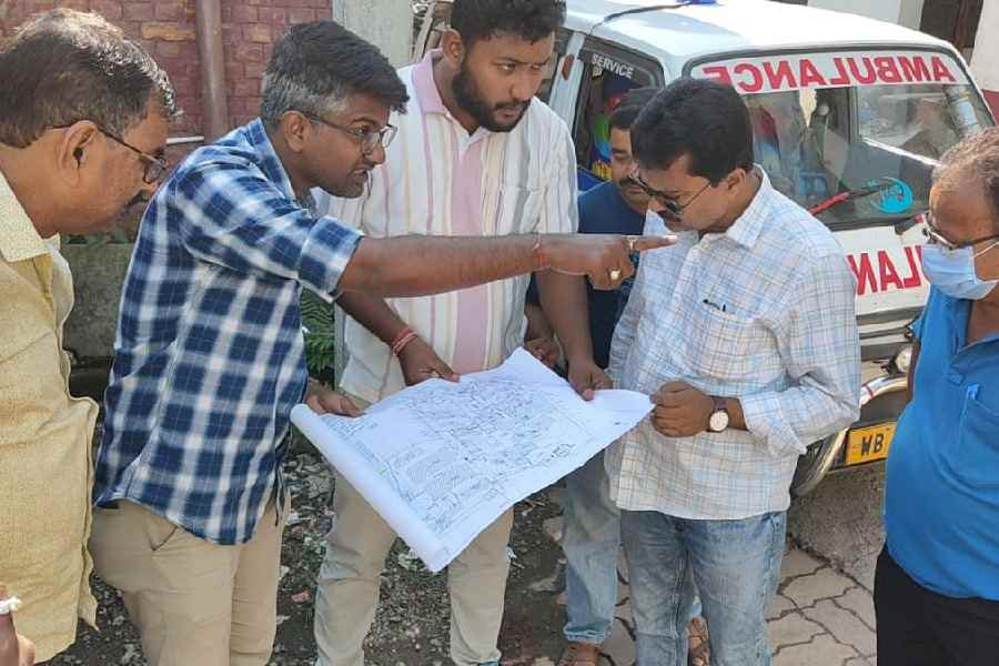 Officials of the state PWD with MLA Suman Kanjilal (second from right) at the district hospital in Alipurduar on Wednesday.