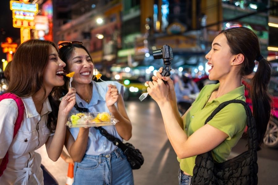 As Kolkata’s food vlogging scene gets noisier, viewers say they are learning to filter the content