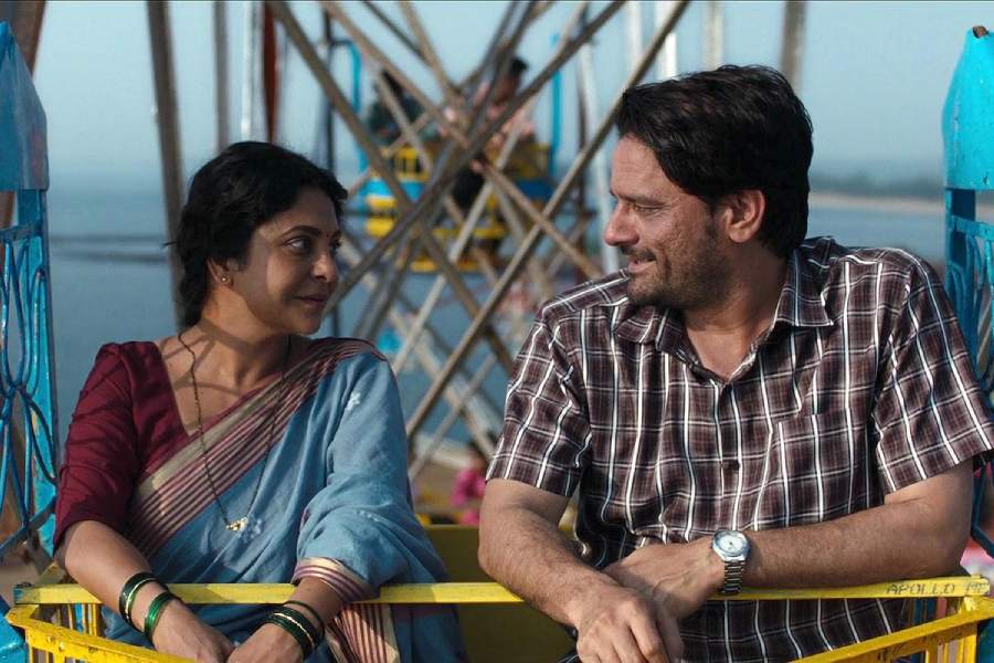 Shefali Shah and Jaideep Ahlawat in \\\'Three of Us\\\'