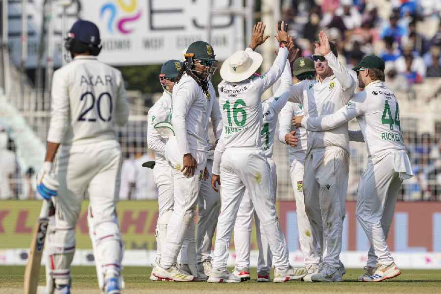 South Africa won a Test in India for the first time in 15 years