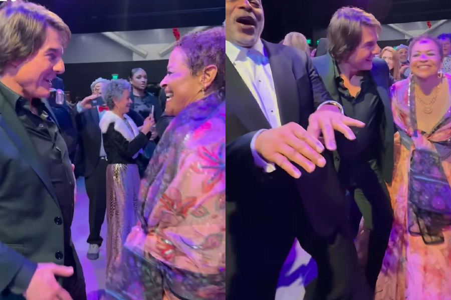 Tom Cruise and Debbie Allen