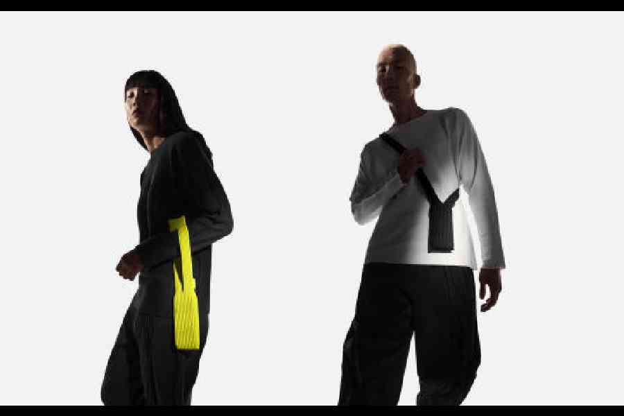 iPhone Pocket, born out of a collaboration between ISSEY MIYAKE and Apple, will be available at select Apple Store locations globally