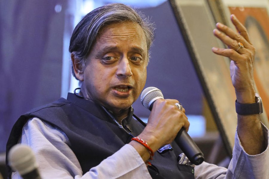 Shashi Tharoor