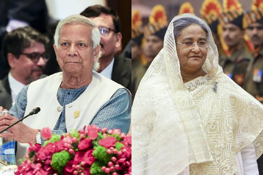 Muhammad Yunus (left), Sheikh Hasina