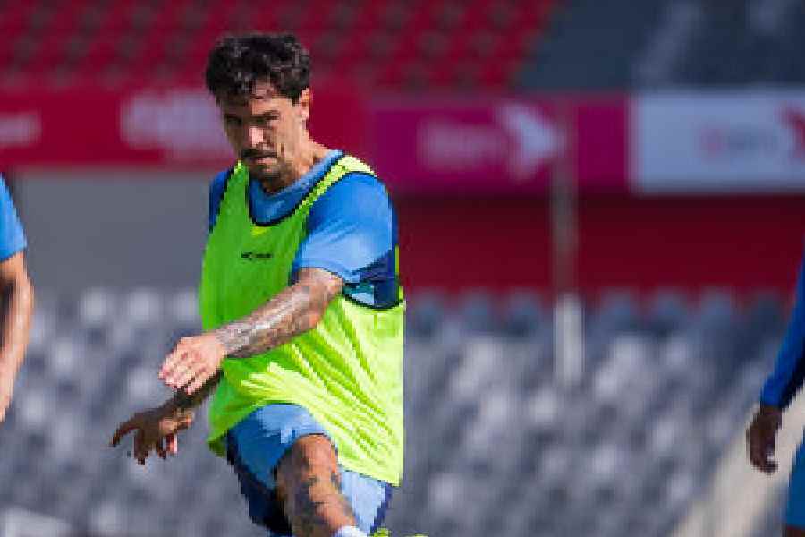 Ryan Williams during Monday's training session in Dhaka. 