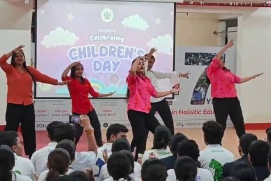 Secondary and Higher Secondary students enjoyed teacher-led sessions such as dumb charades and music activities, along with a graceful dance performance. Tokens of love and a screening of the school’s Annual Concert Euphony made the day even more special.