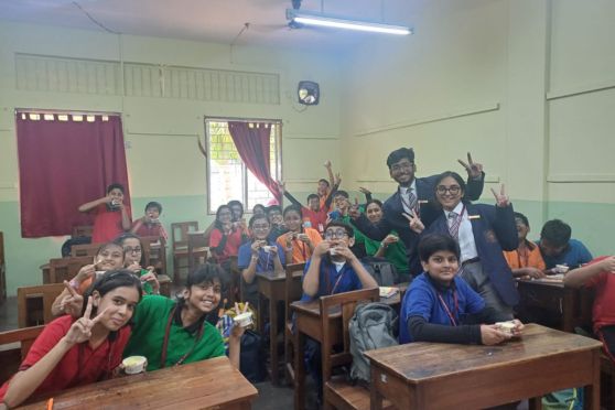 Bhavan’s Gangabux Kanoria Vidyamandir celebrated Children’s Day 2025 with grandeur and excitement. Students were delighted with ice creams, extended break timings and a campus filled with festive cheer. The joy of the celebration was amplified by the anticipation surrounding the new students’ council badges.