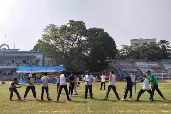 Children competed in various track and field events, while parents enthusiastically joined races, filling the stadium with loud cheers. Medals, teamwork and happy faces made the day one of the school’s most energetic and memorable events.