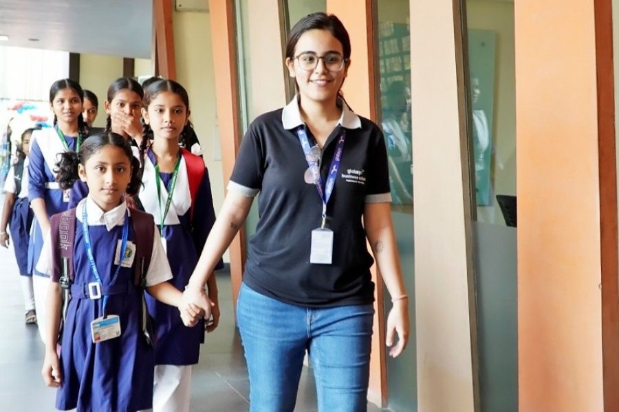 Students of GBS warmly welcomed and escorted the children into the campus, setting the tone for a day filled with fun and festivity.