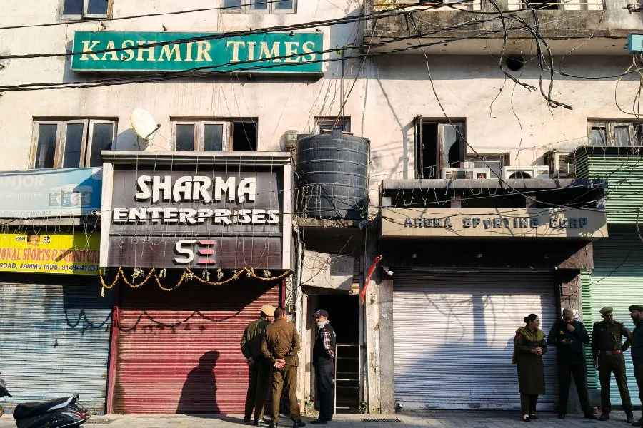 Representational image